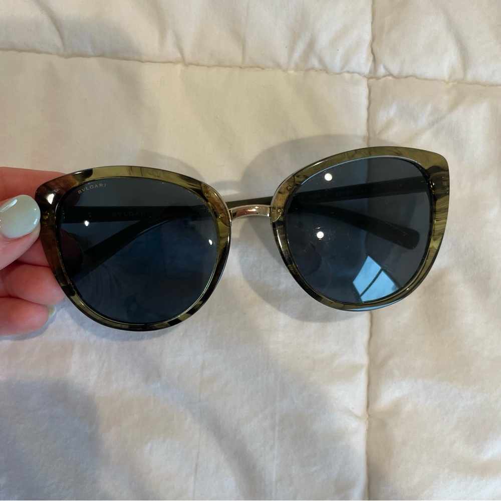 BVLGARI Women's BV8177 Sunglasses 53mm Stylish and Classy Sunnies - Picture 11 of 13